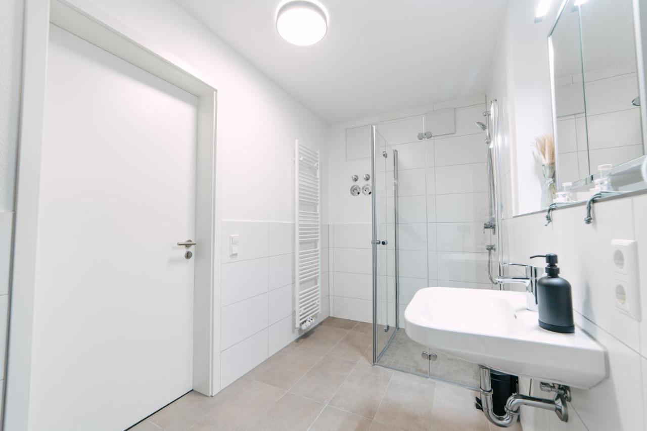 Zentrahome - Zentral Outlet Business Smarttv Balkon Метцинген Екстер'єр фото